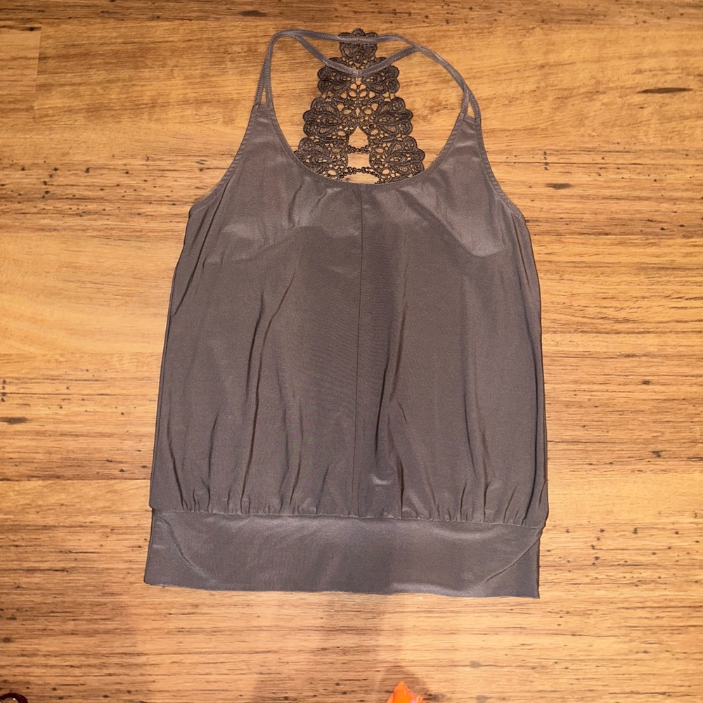 DAYTRIP TANK